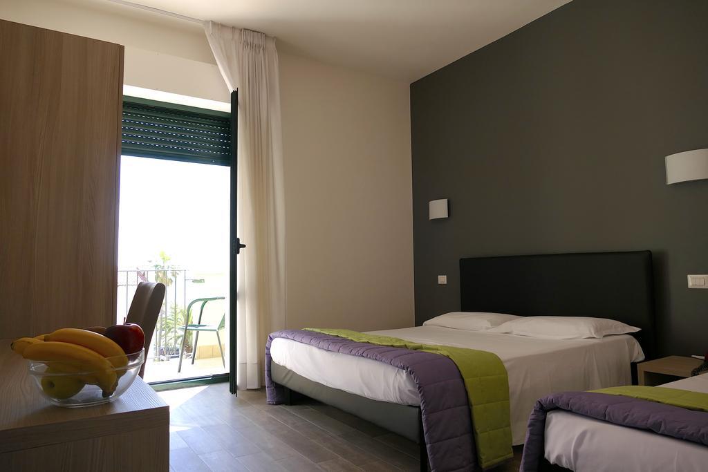 Hotel Desiree San Benedetto del Tronto Luaran gambar