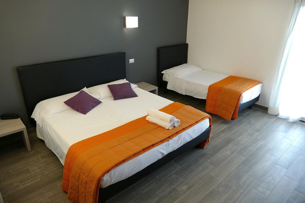 Hotel Desiree San Benedetto del Tronto Luaran gambar