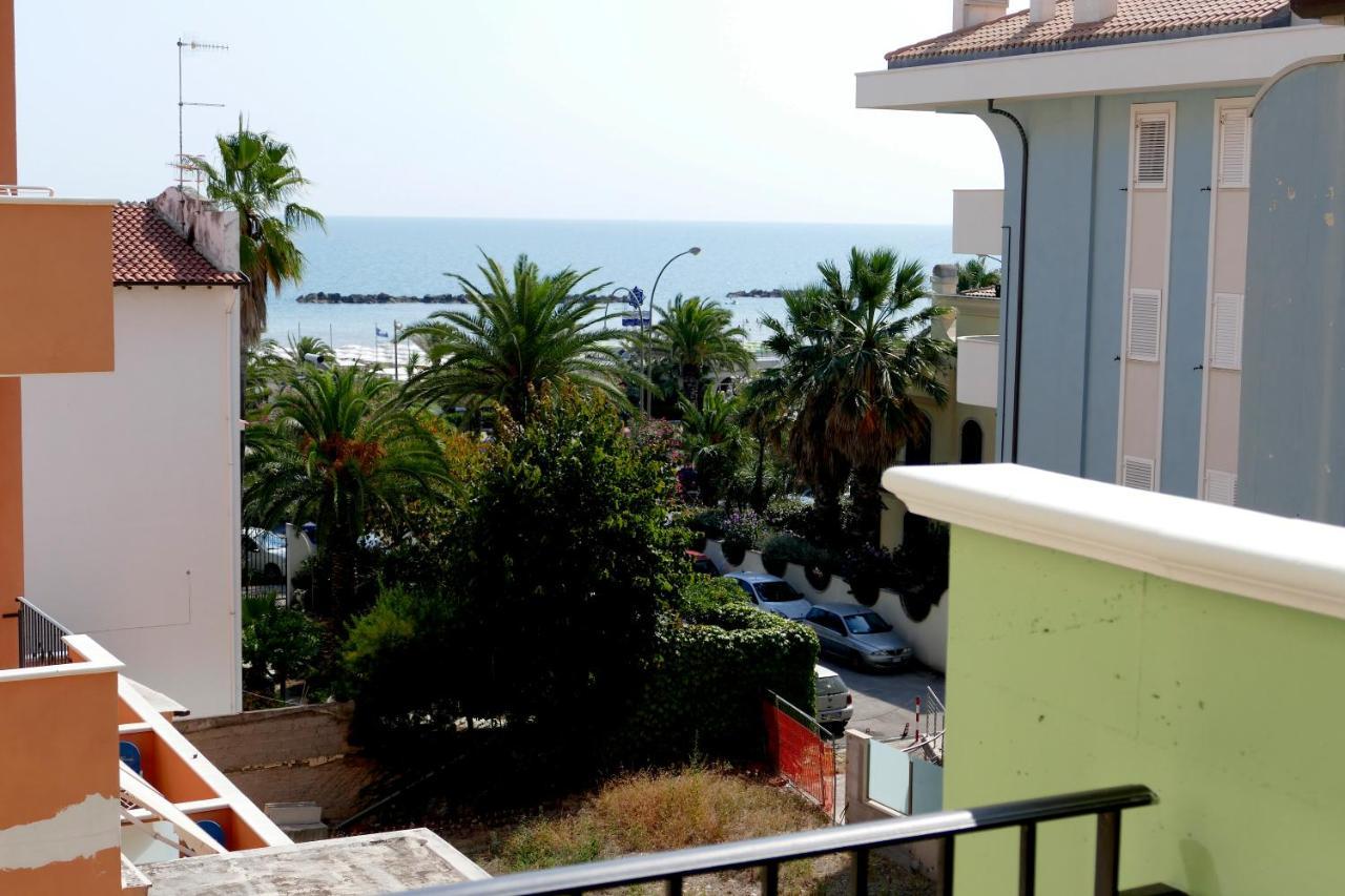 Hotel Desiree San Benedetto del Tronto Luaran gambar